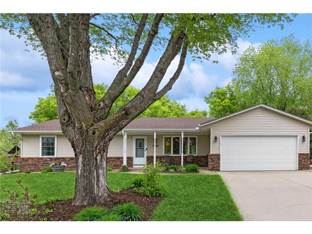 4264 Dunrovin Lane, Eagan, MN, 55123 MLS 6371464 Edina Realty