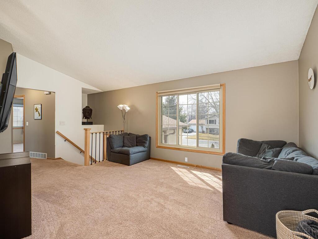 4264 Sun Cliff Road, Eagan, MN, 55122 MLS 6501357 Edina Realty