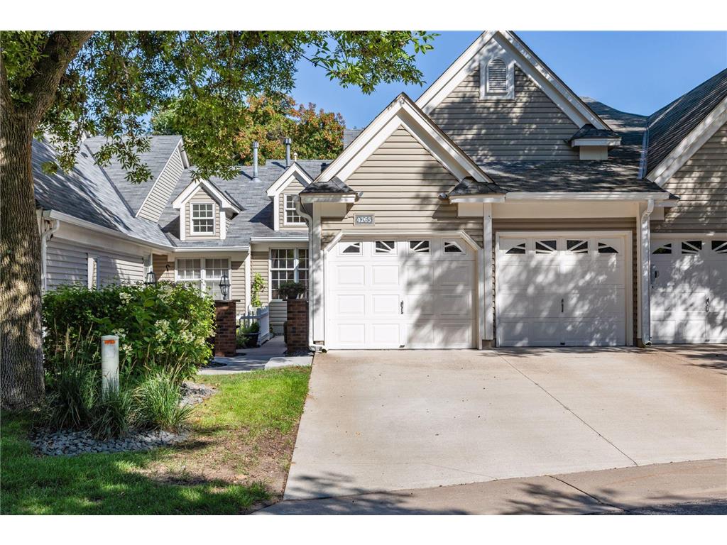 4265 Pond View Court White Bear Twp MN 55110 6409774 image1