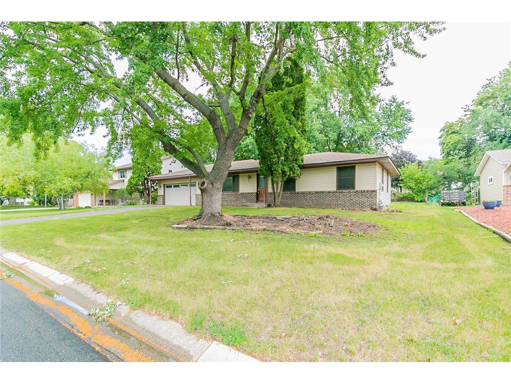 4266 Malmo Lane N, Eagan, MN, 55123 MLS 6265115 Edina Realty