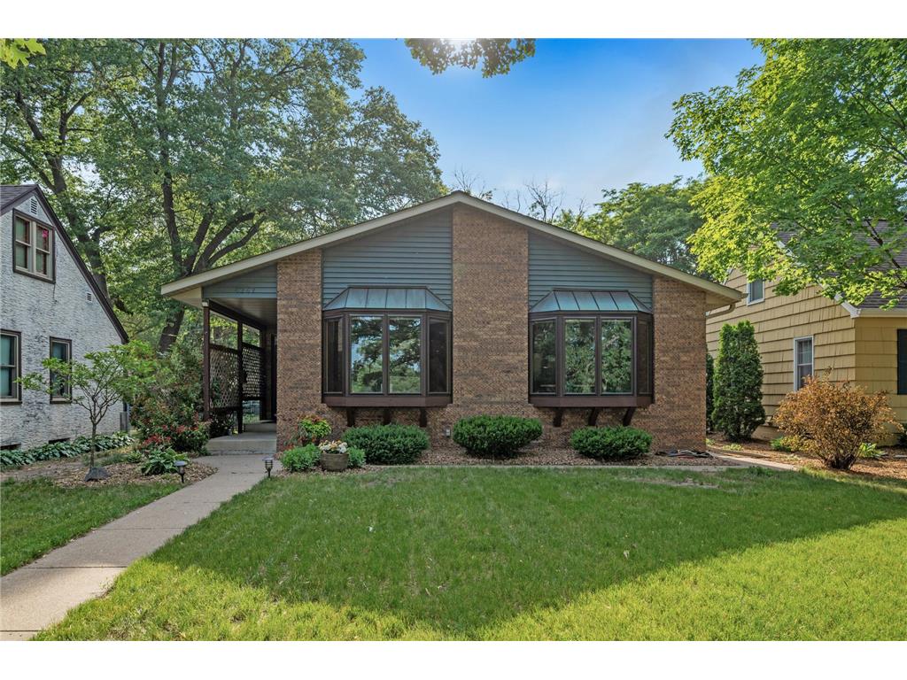 4267 Drew Avenue N Robbinsdale MN 55422 6384178 image1