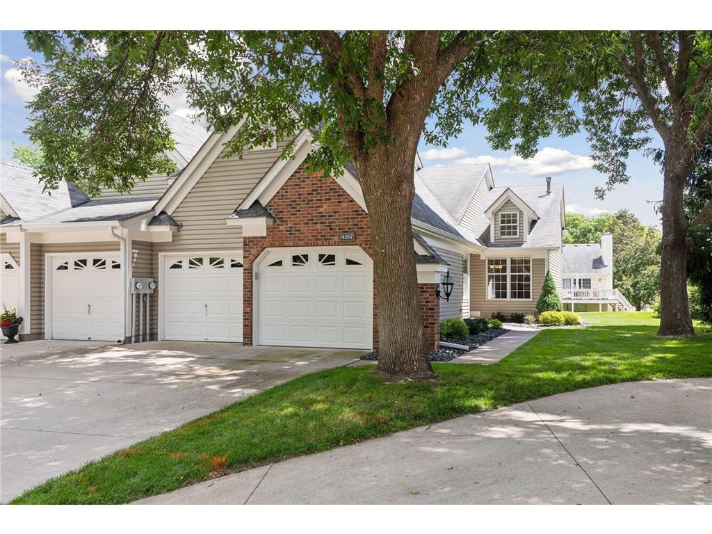 4267 Pond View Court White Bear Twp MN 55110 6558430 image1