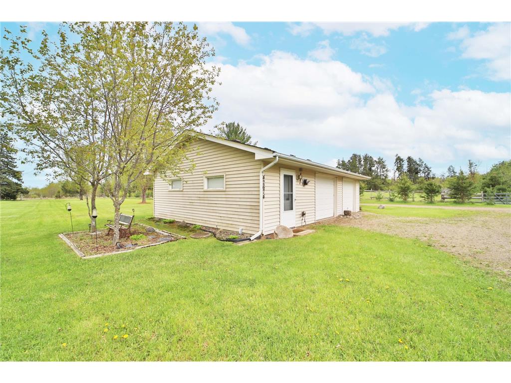 42674 282nd Street Aitkin MN 56431 7075966 image44