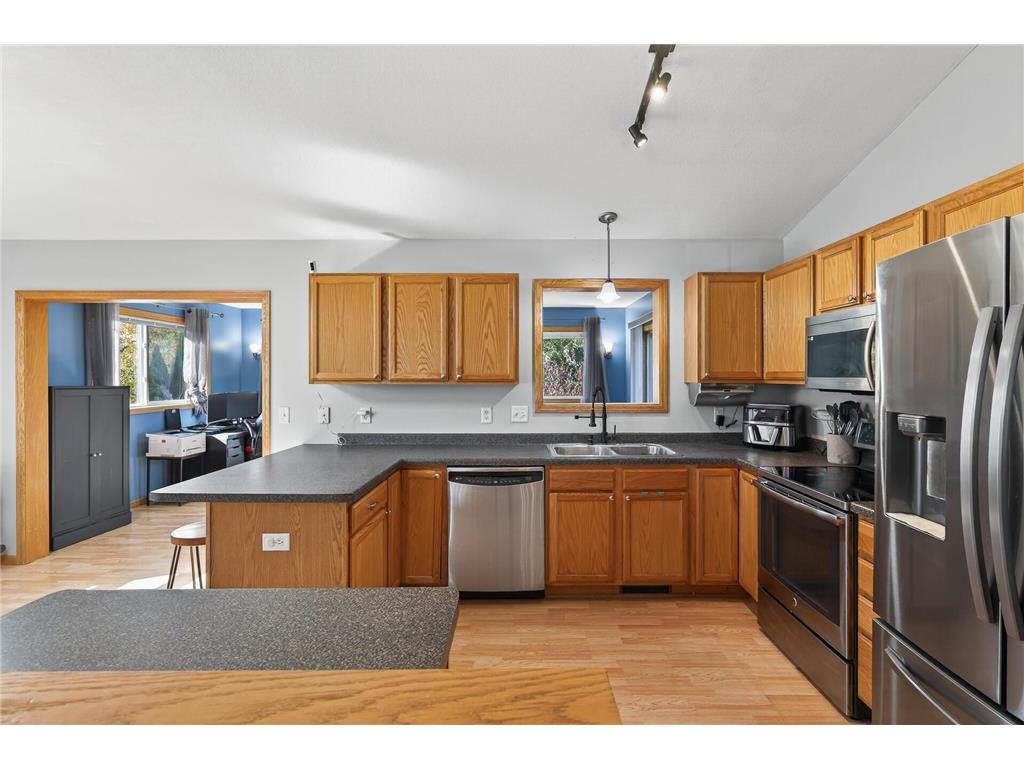 427 11th Avenue NE Lonsdale MN 55046 6808866 image17