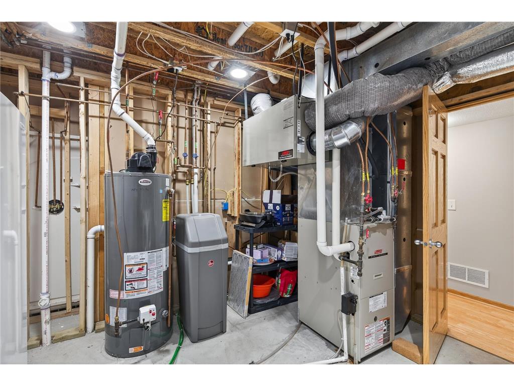 427 11th Avenue NE Lonsdale MN 55046 6808866 image43