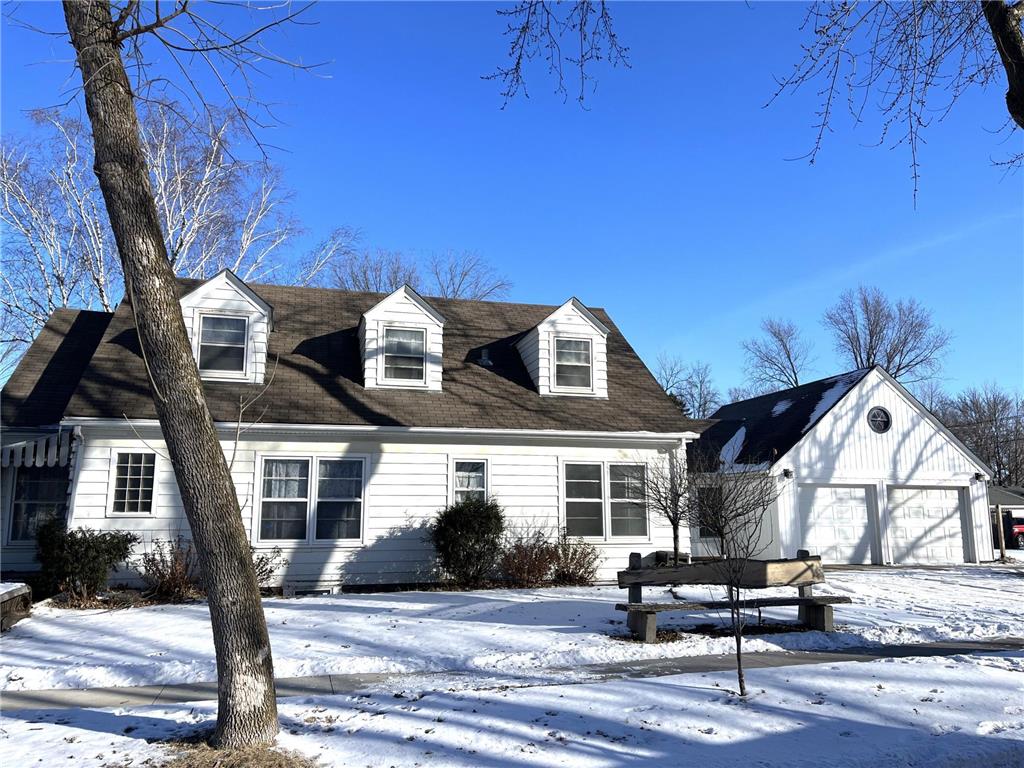 427 4th Avenue SW Faribault MN 55021 6674145 image1