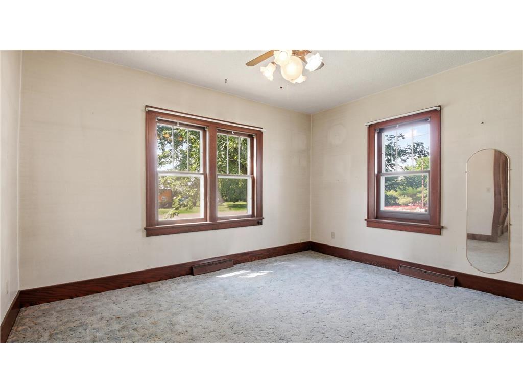 427 E River Avenue Barron WI 54812 7105470 image13