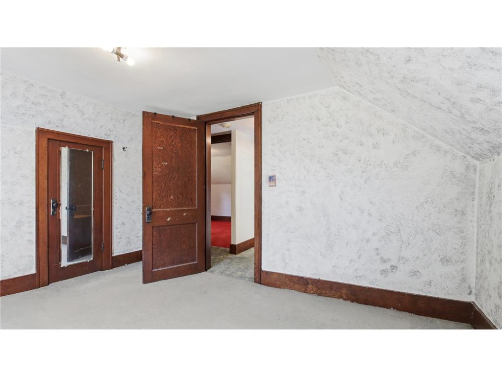 427 E River Avenue Barron WI 54812 7105470 image18