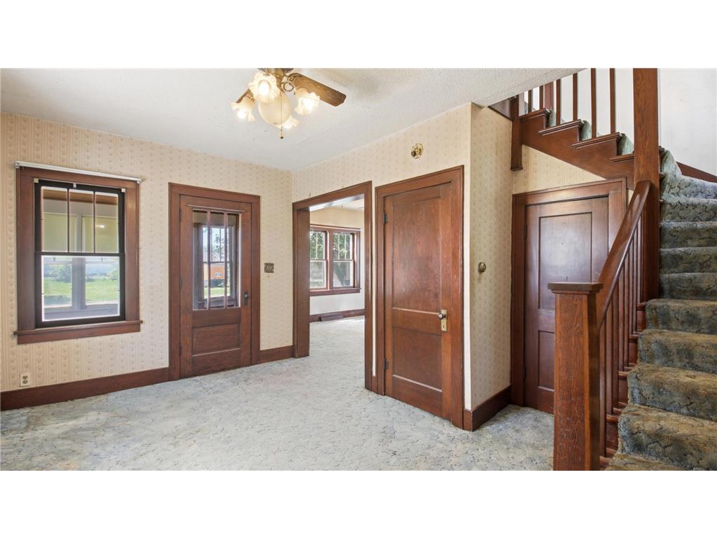 427 E River Avenue Barron WI 54812 7105470 image4
