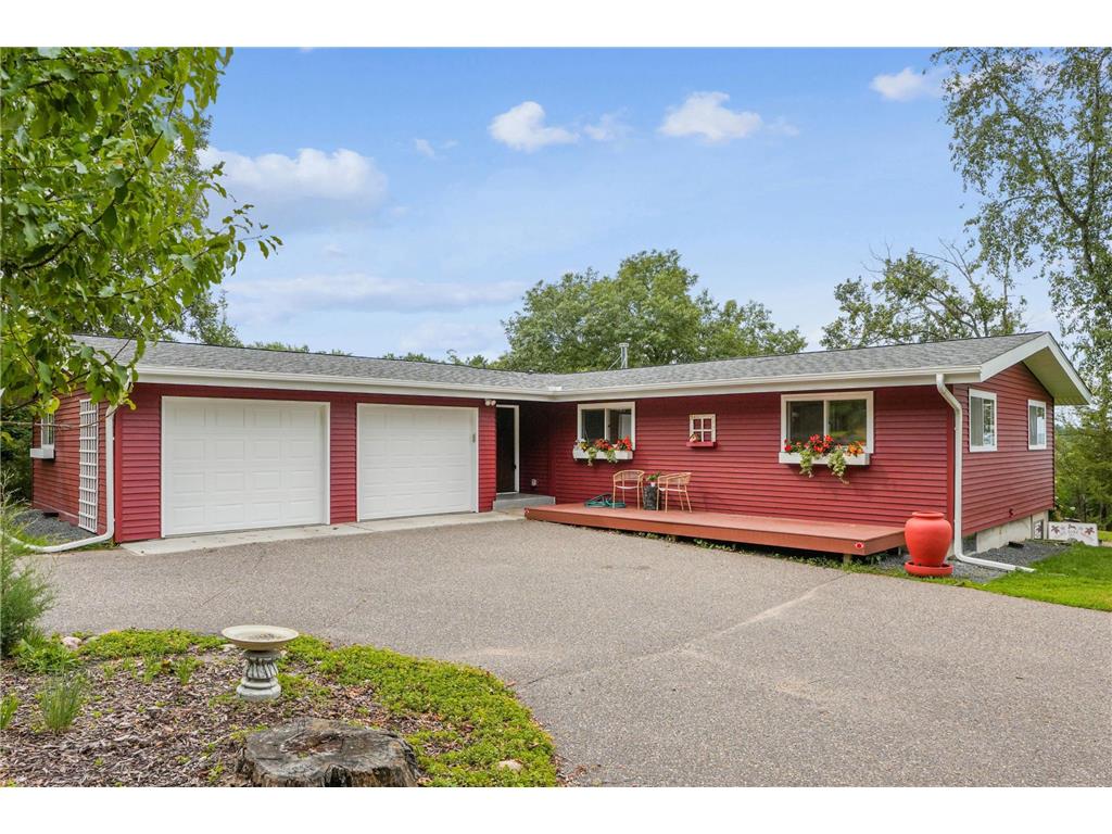 427 Green Mill Lane Hudson WI 54016 - Mallalieu Lake 6765877 image1