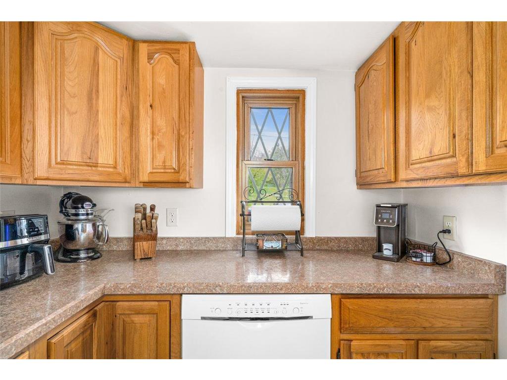 427 N 63rd Avenue W Duluth MN 55807 7083747 image19