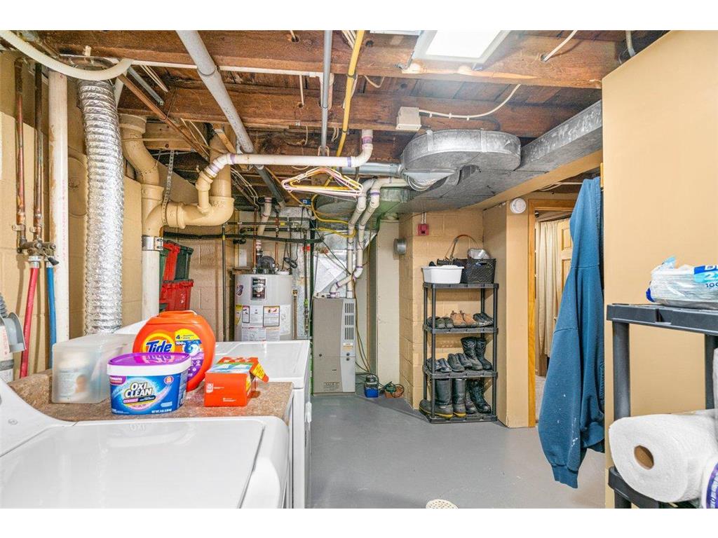 427 N 63rd Avenue W Duluth MN 55807 7083747 image32