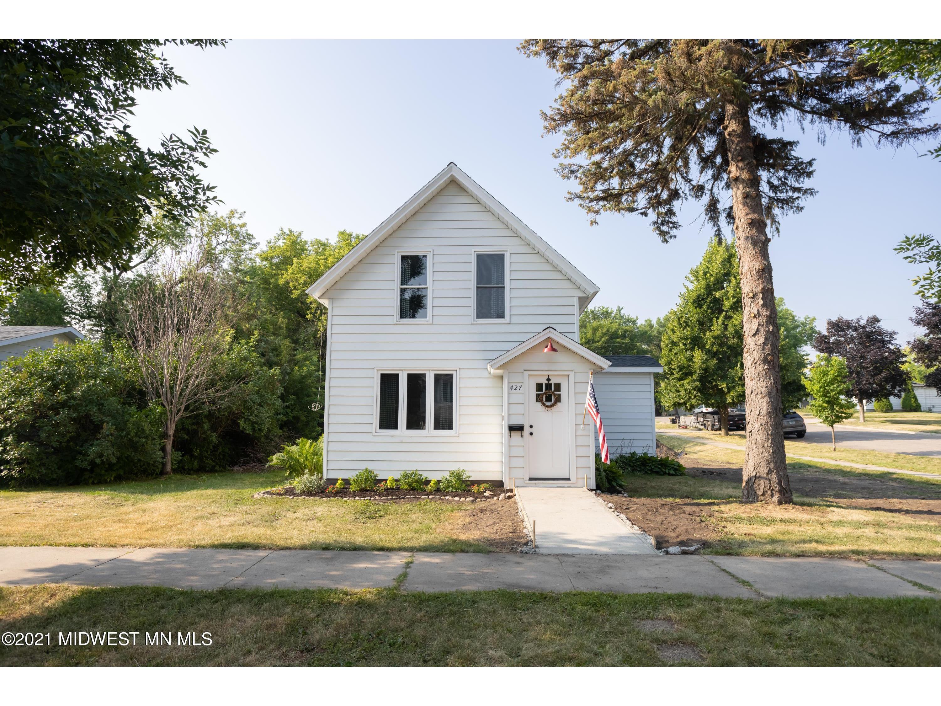 427 W Bancroft Avenue, Fergus Falls, MN, 56537 MLS 6065195 Edina