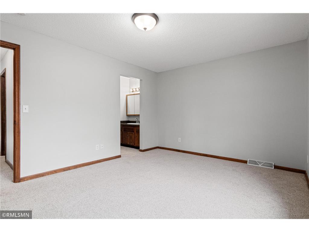 4273 Oakmede Lane White Bear Twp MN 55110 6706088 image25