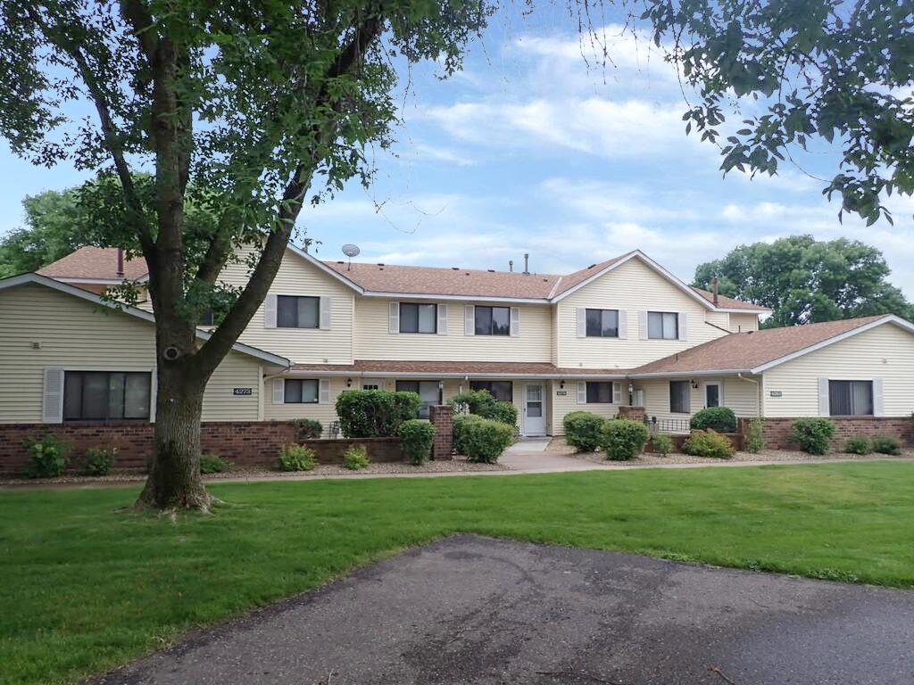 4275 Centerville Road Vadnais Heights MN 55127 6561814 image1