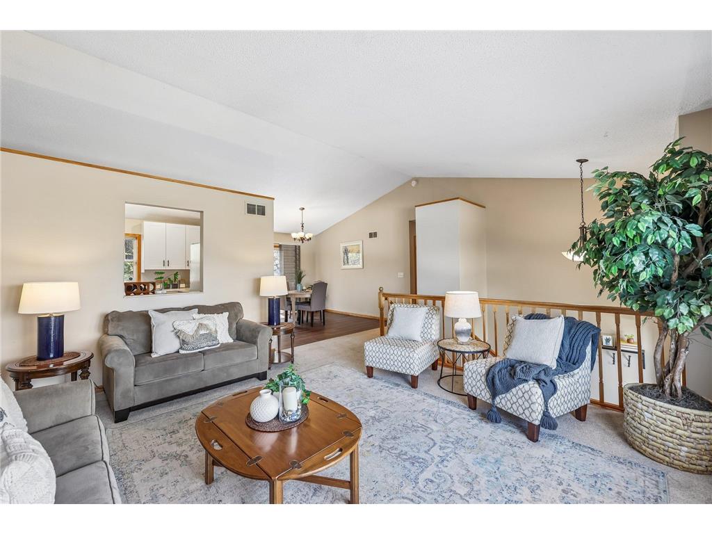 4275 Hanrehan Lake Boulevard Savage MN 55378 7058096 image3