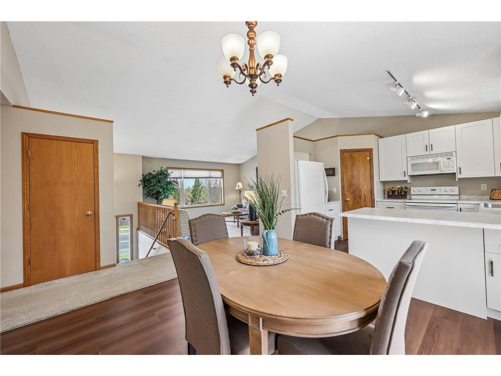 4275 Hanrehan Lake Boulevard Savage MN 55378 7058096 image4