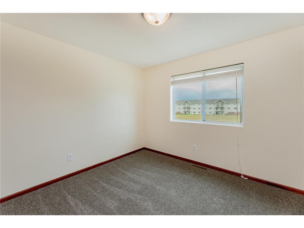 4276 Estate Drive S Fargo ND 58104 7095133 image23