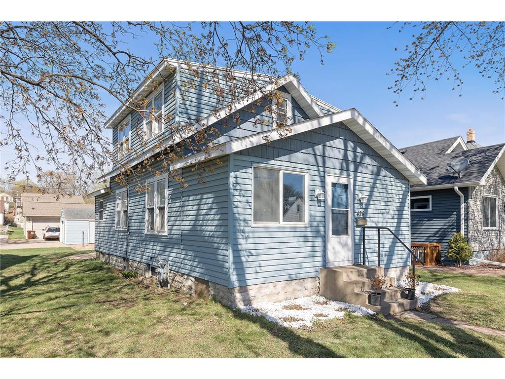 428 9th Avenue S South Saint Paul MN 55075 6556323 image1