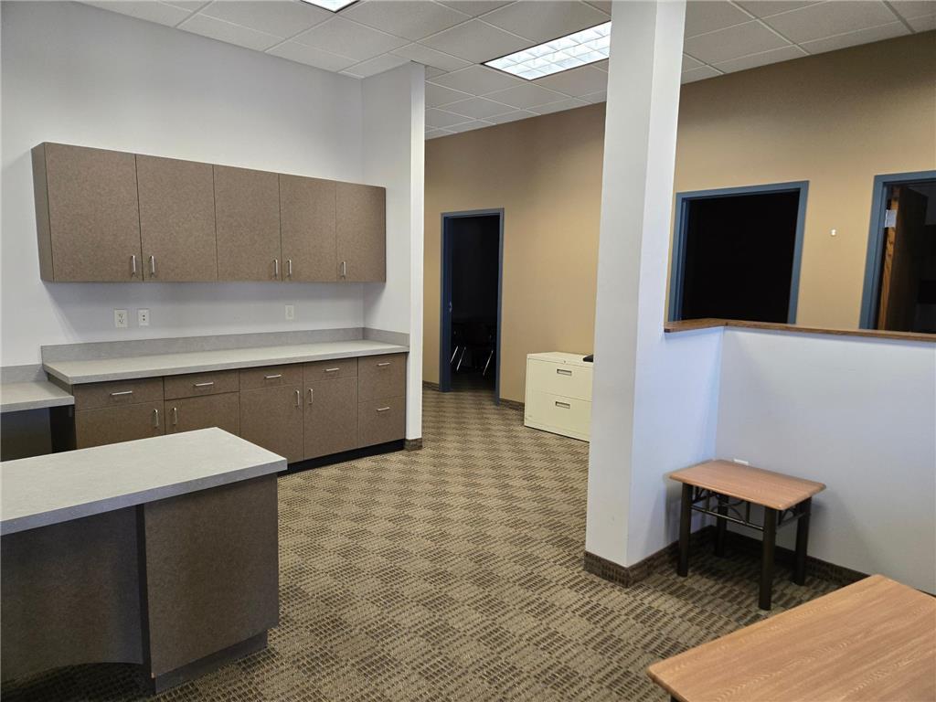 428 Central Avenue N Faribault MN 55021 6793818 image5