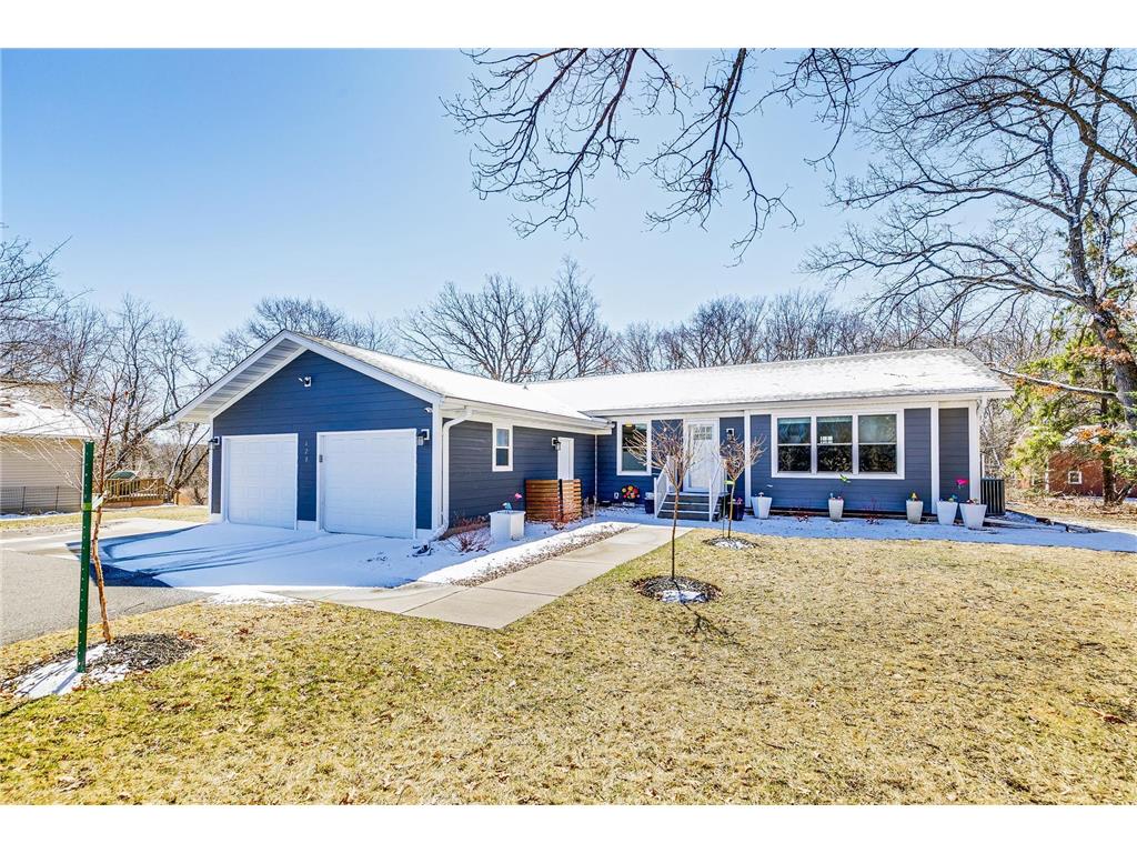 428 County Road F E Vadnais Heights MN 55127 6691137 image1