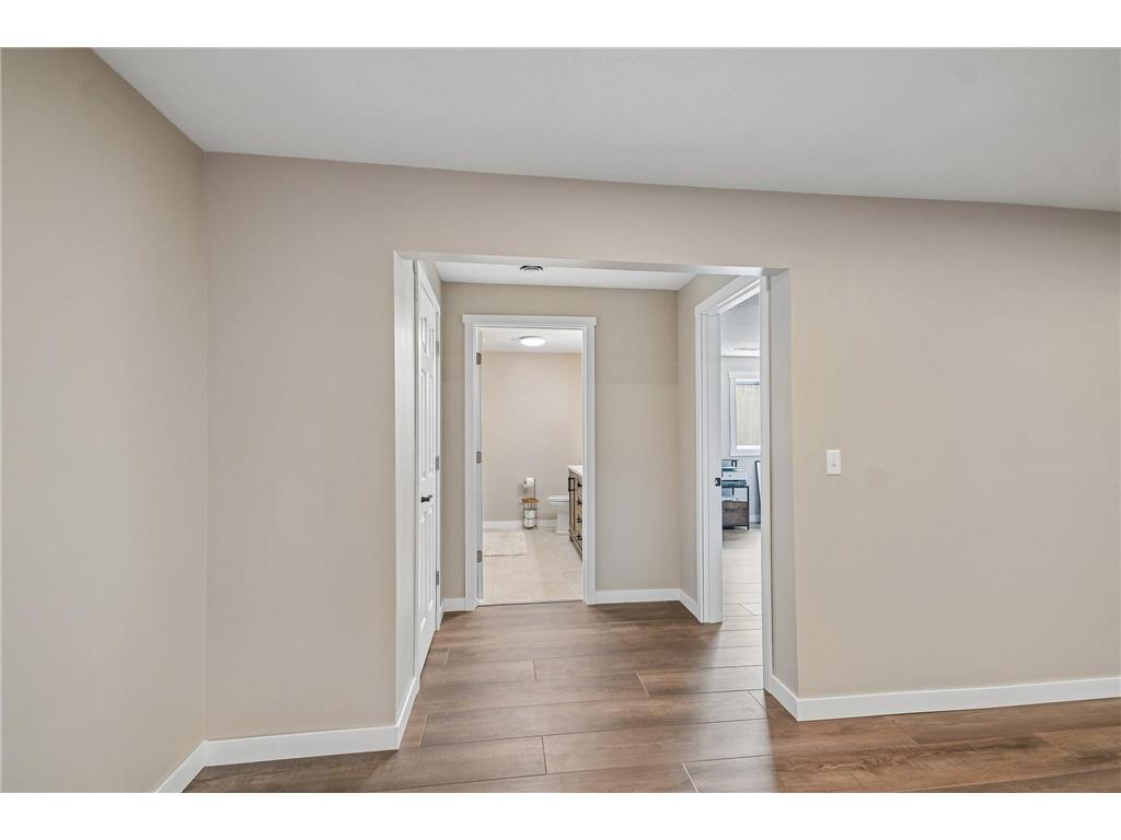 428 E Cheyenne Street Roberts WI 54023 7096303 image20