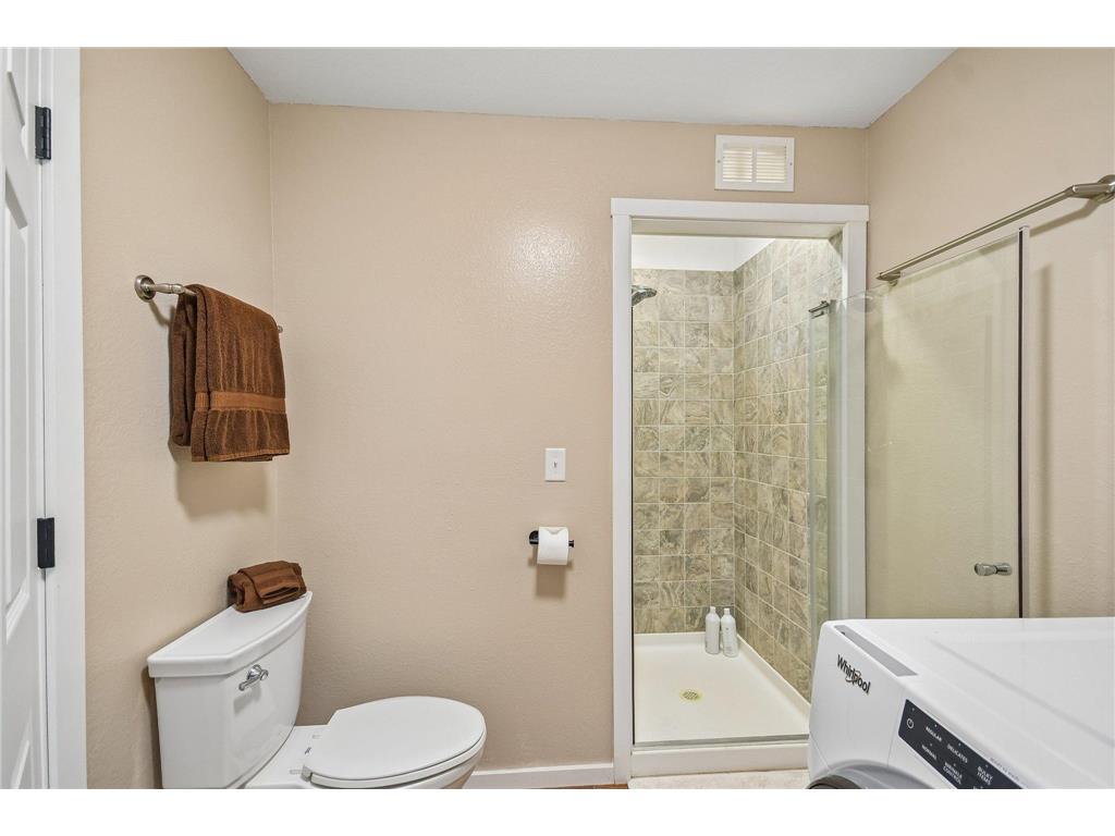 428 E Cheyenne Street Roberts WI 54023 7096303 image29