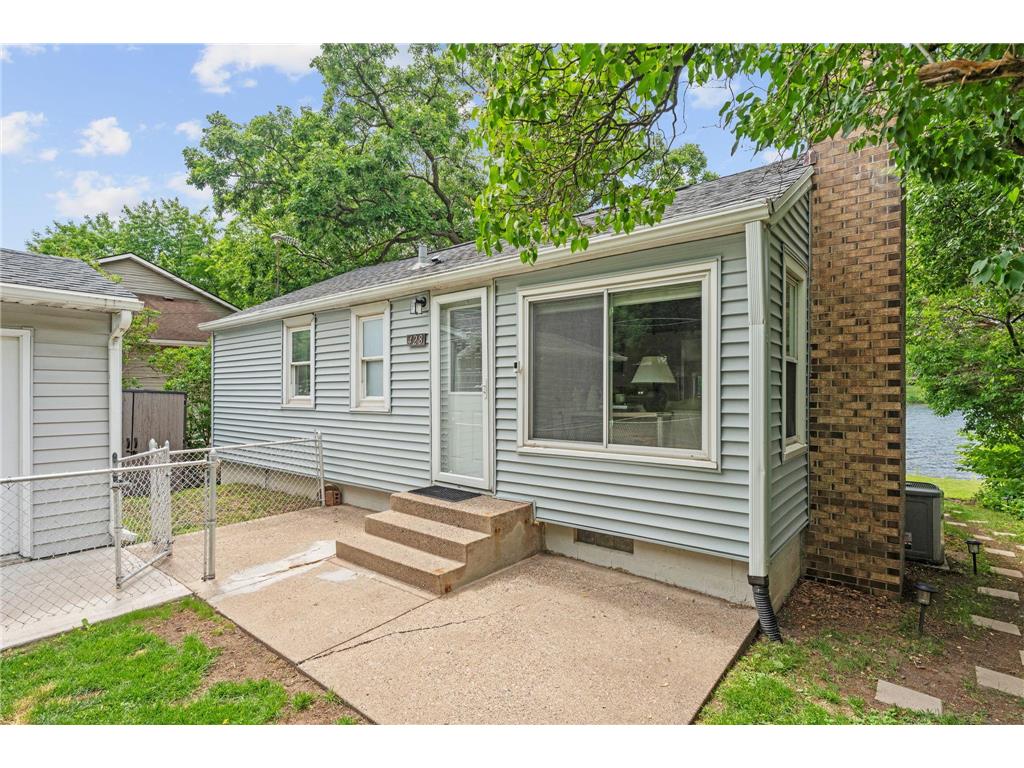 428 Glenbrook Avenue N Oakdale MN 55128 - Tanners 7087489 image5