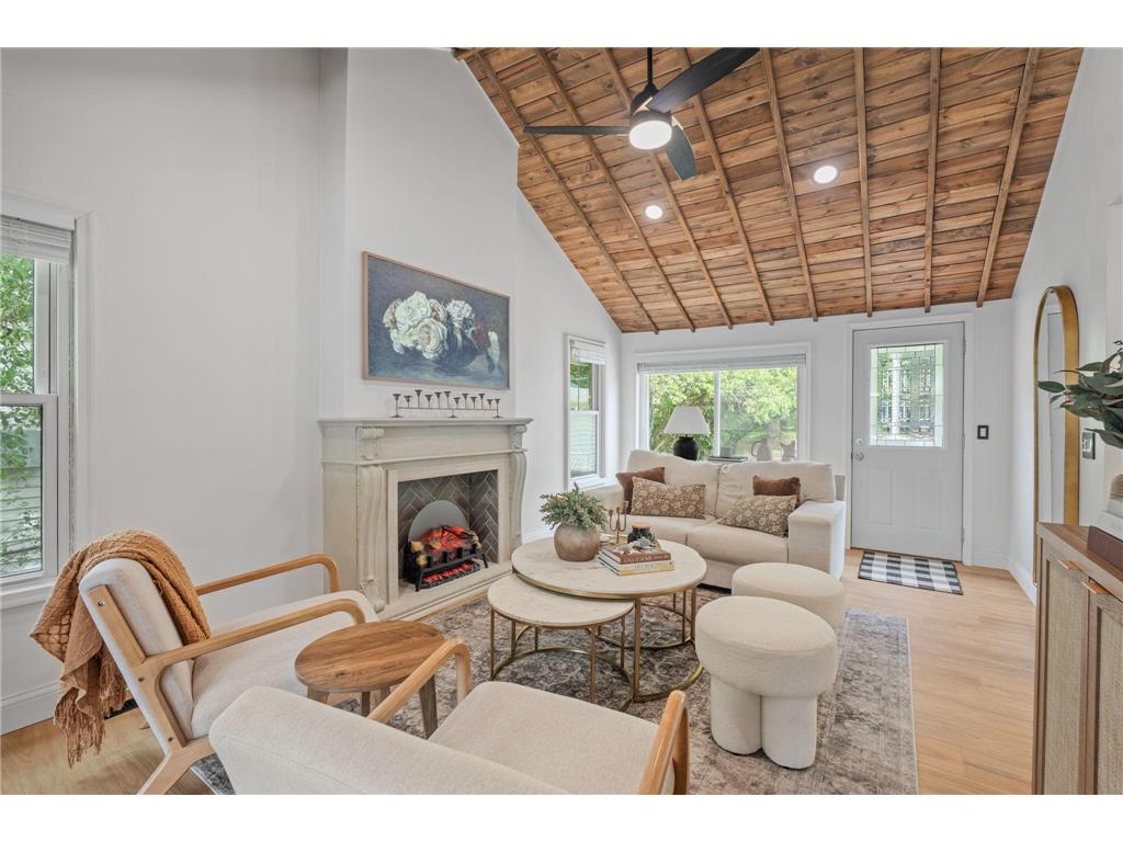 428 Glenbrook Avenue N Oakdale MN 55128 - Tanners 7087489 image8