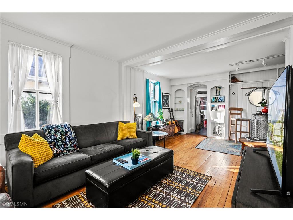 428 Madison Street NE Minneapolis MN 55413 6618304 image1