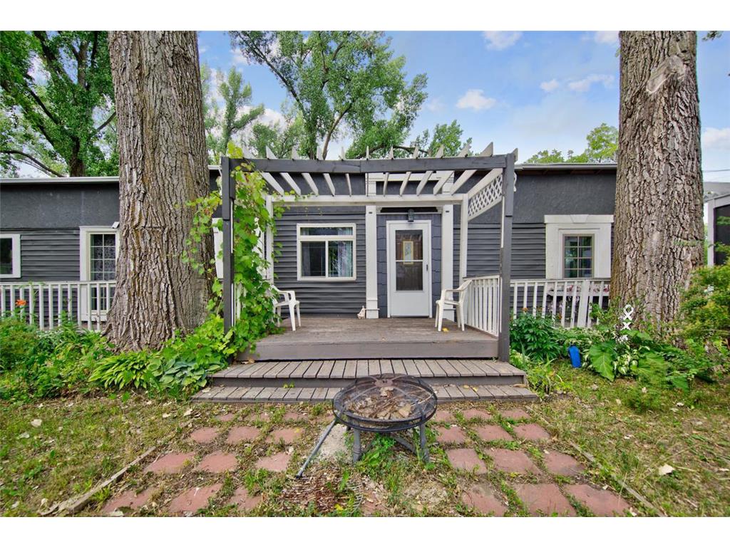 429 N Herbert Street Waterville MN 56096 6409600 image1