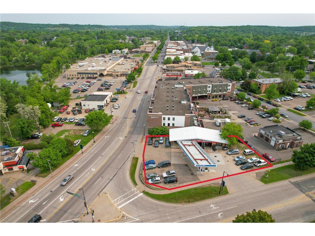 428 S Main Street River Falls WI 54022 6737650 image1