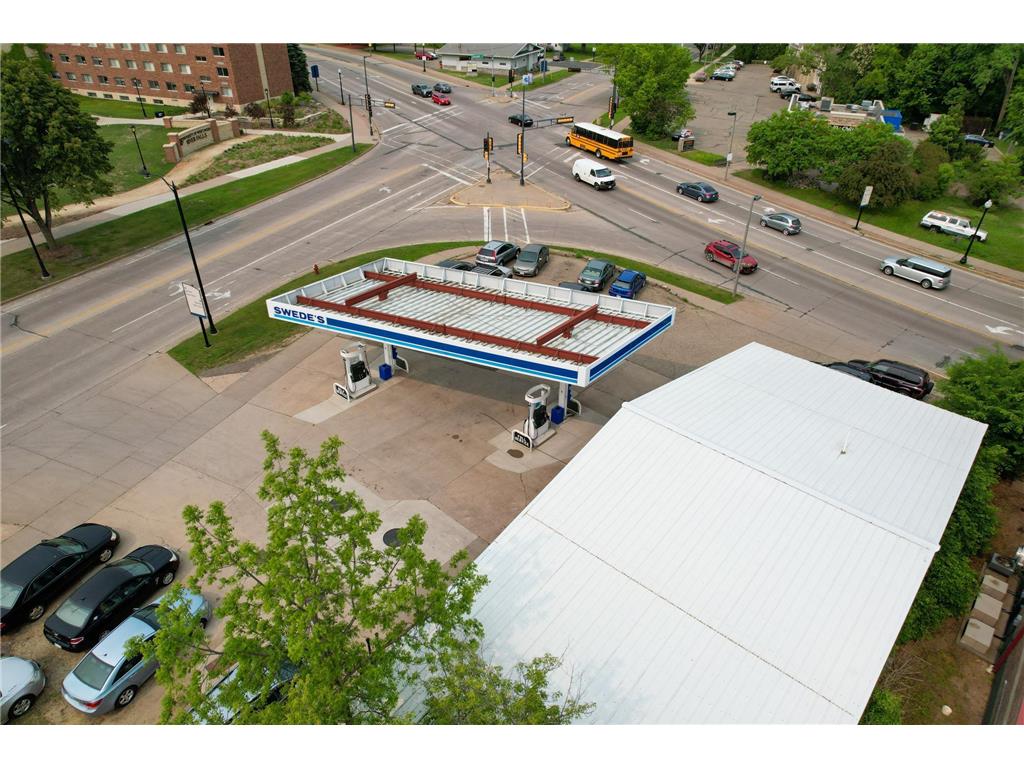 428 S Main Street River Falls WI 54022 6737650 image5