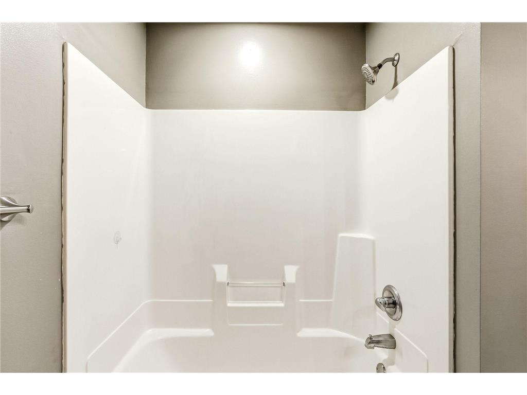 428 Willoughby Way W Minnetonka MN 55305 7110785 image20