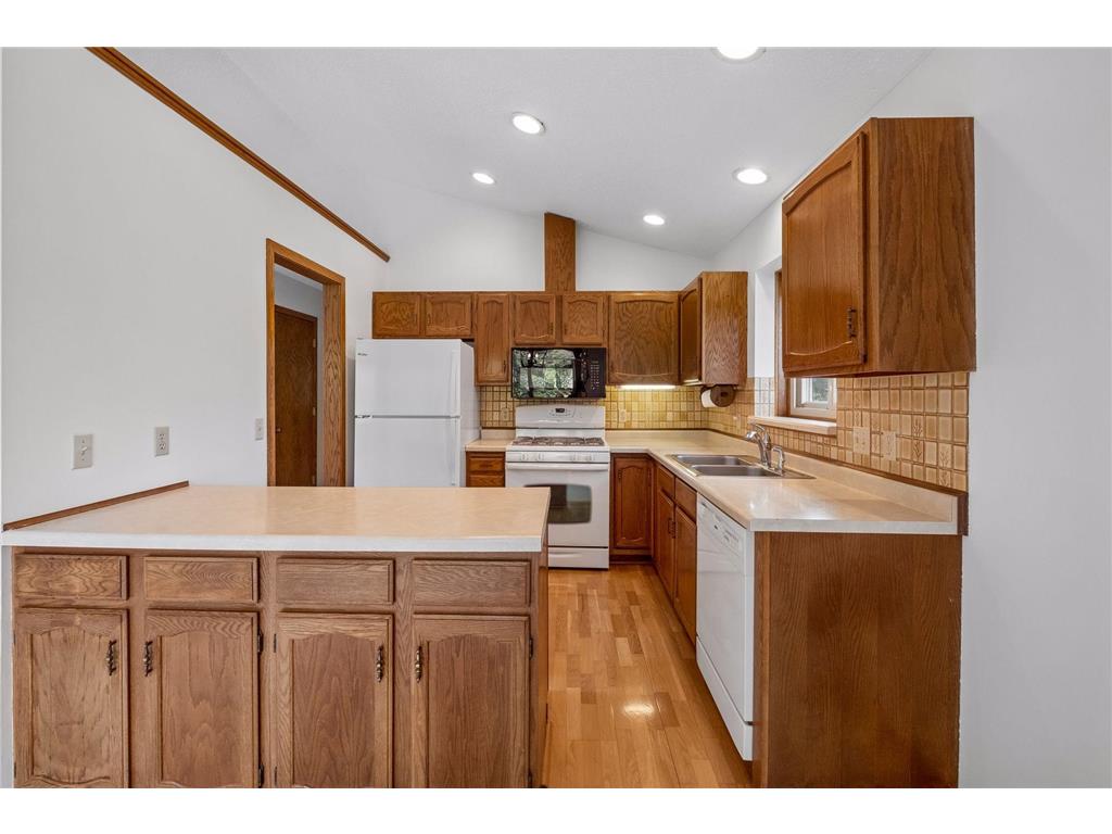 4284 Eagle Crest Drive Eagan MN 55122 7093004 image10