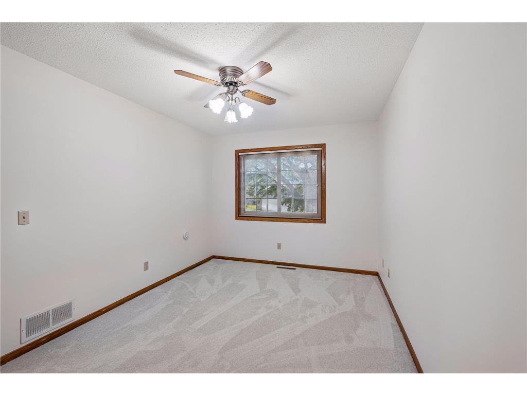 4284 Eagle Crest Drive Eagan MN 55122 7093004 image16