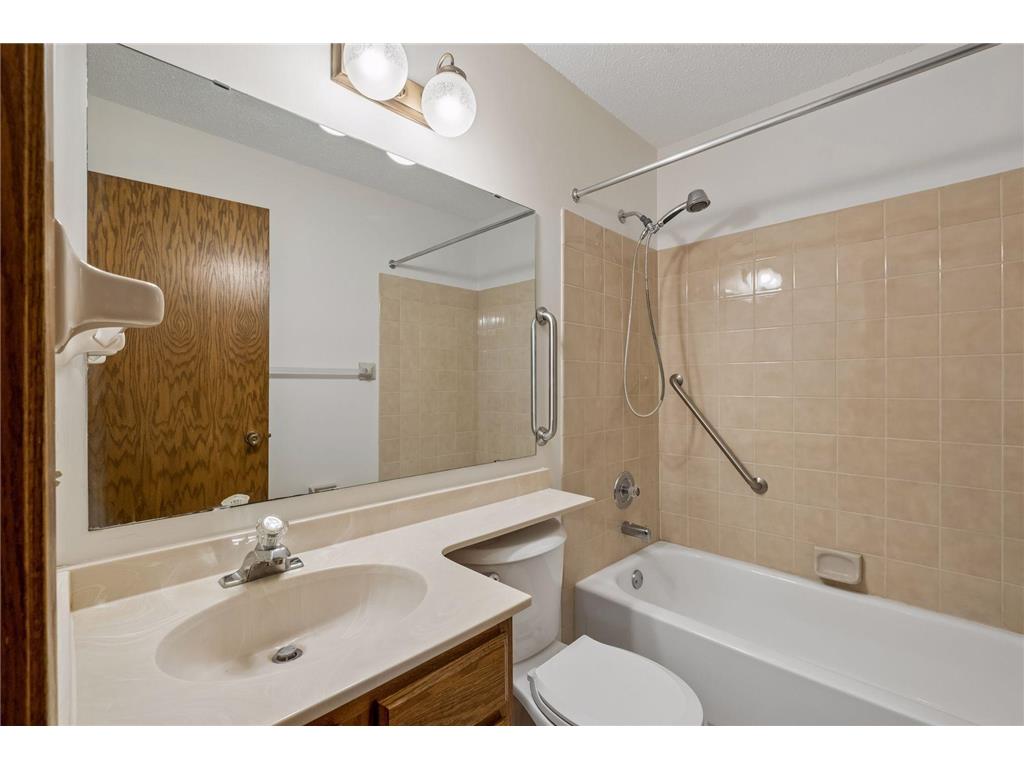 4284 Eagle Crest Drive Eagan MN 55122 7093004 image21