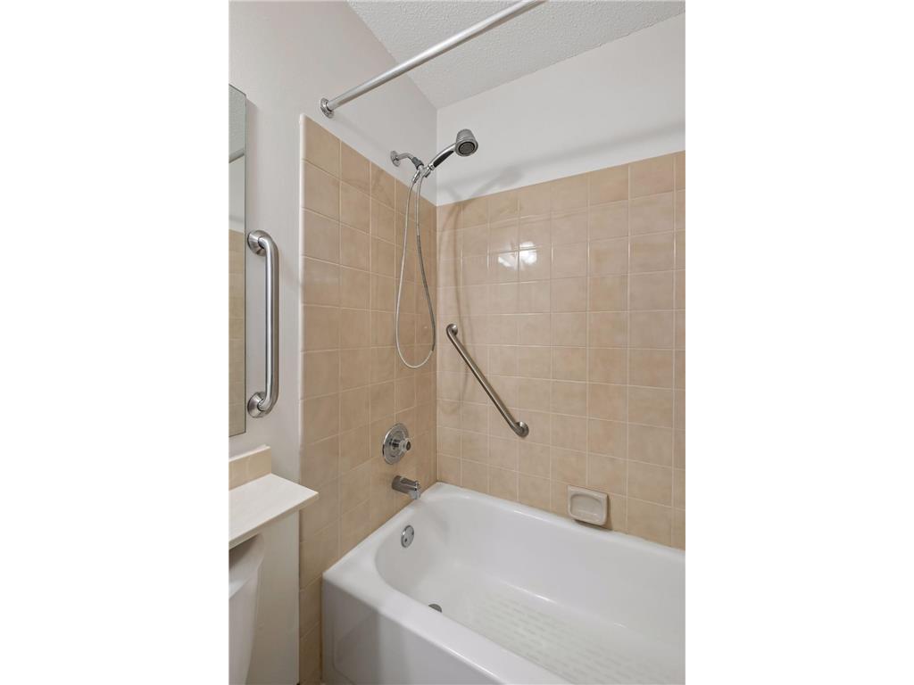 4284 Eagle Crest Drive Eagan MN 55122 7093004 image22