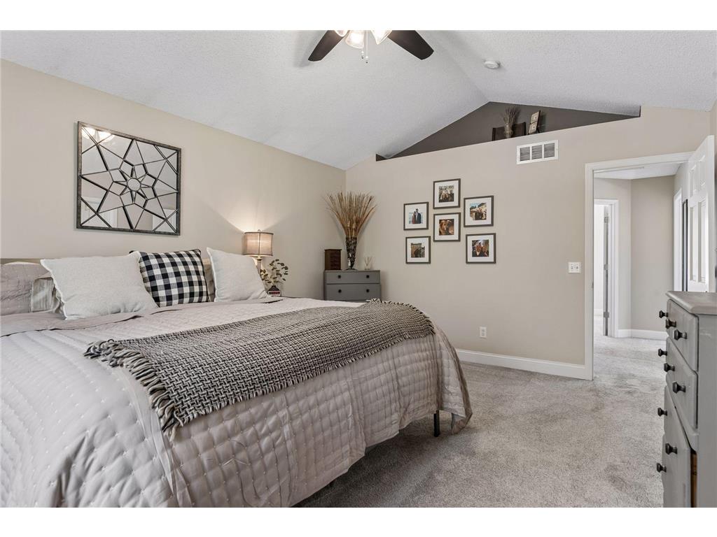 4287 Hawksbury Circle Eagan MN 55123 7057070 image33