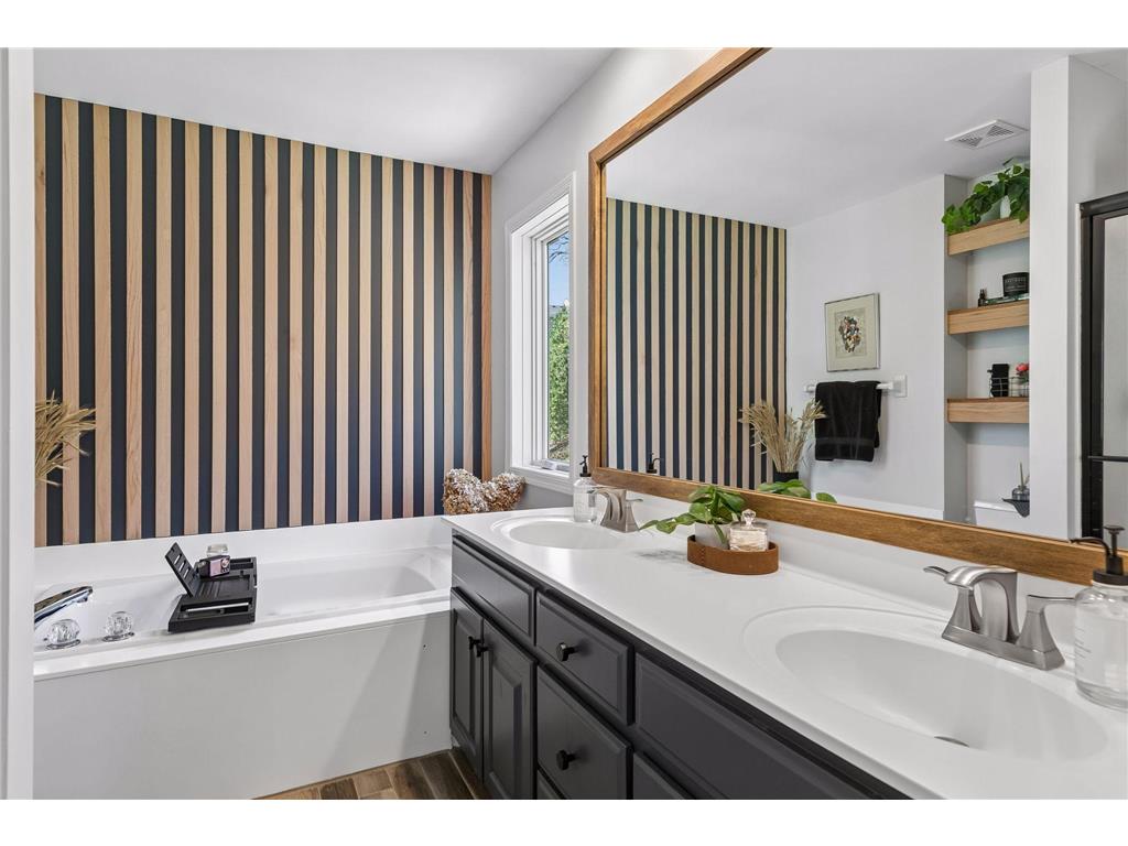4287 Hawksbury Circle Eagan MN 55123 7057070 image36