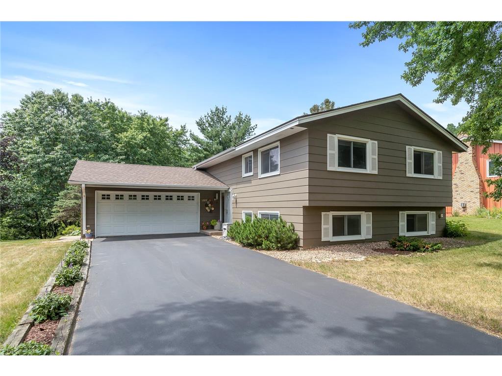 4287 Lodgepole Drive, Eagan, MN 55122 MLS 6236965 Edina Realty