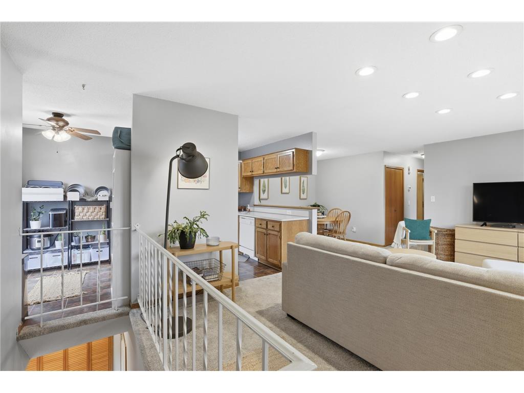 4289 Centerville Road Vadnais Heights MN 55127 6814841 image4