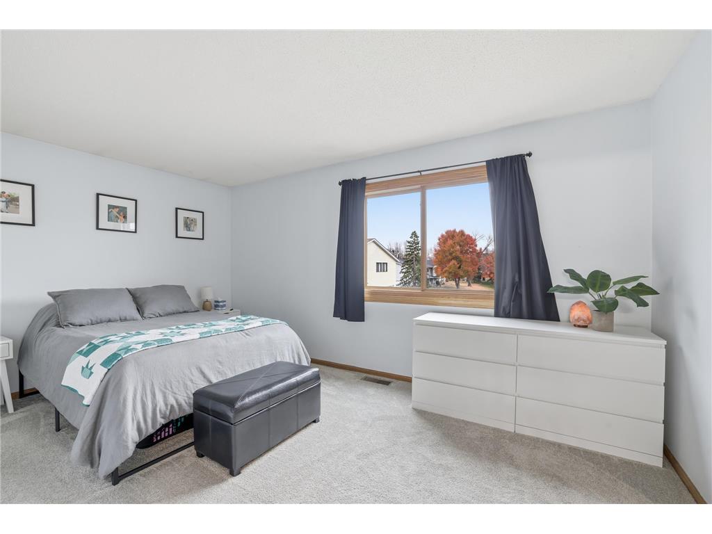 4289 Centerville Road Vadnais Heights MN 55127 7060375 image17