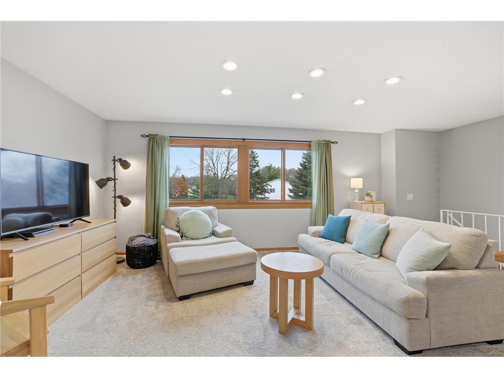4289 Centerville Road Vadnais Heights MN 55127 7060375 image2