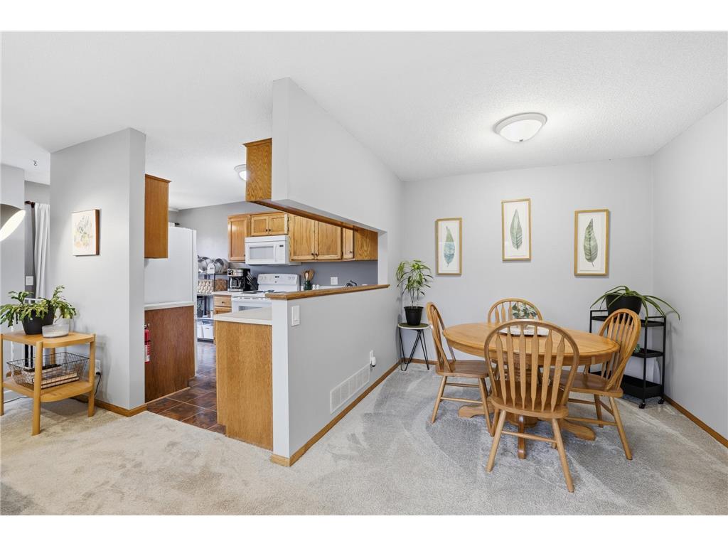 4289 Centerville Road Vadnais Heights MN 55127 7060375 image9
