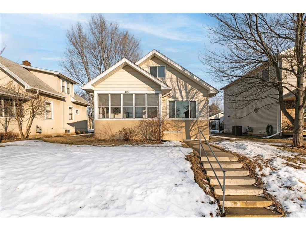 429 3rd Avenue S South Saint Paul MN 55075 7021534 image1