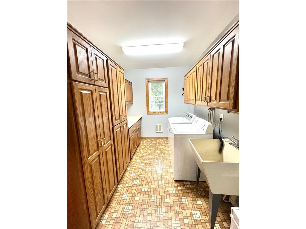 429 E Rooney Avenue Appleton MN 56208 6798359 image16