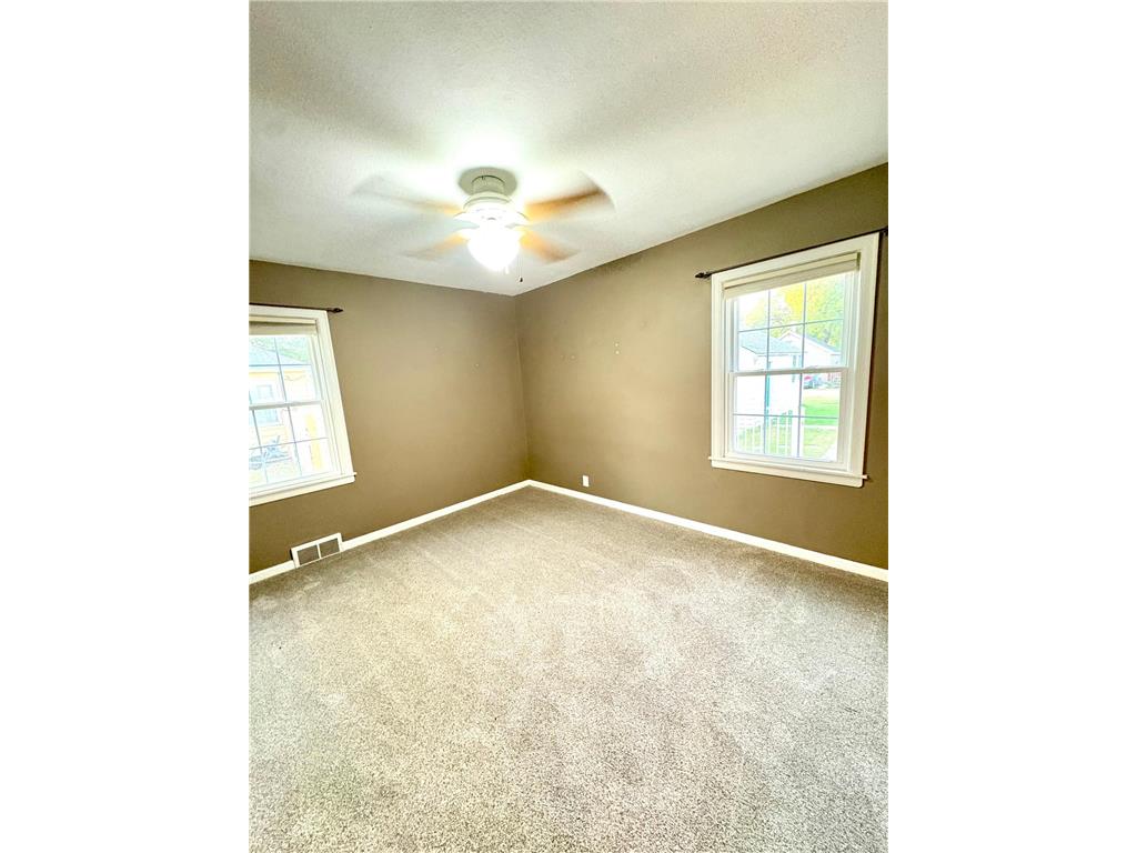 429 E Rooney Avenue Appleton MN 56208 6798359 image20