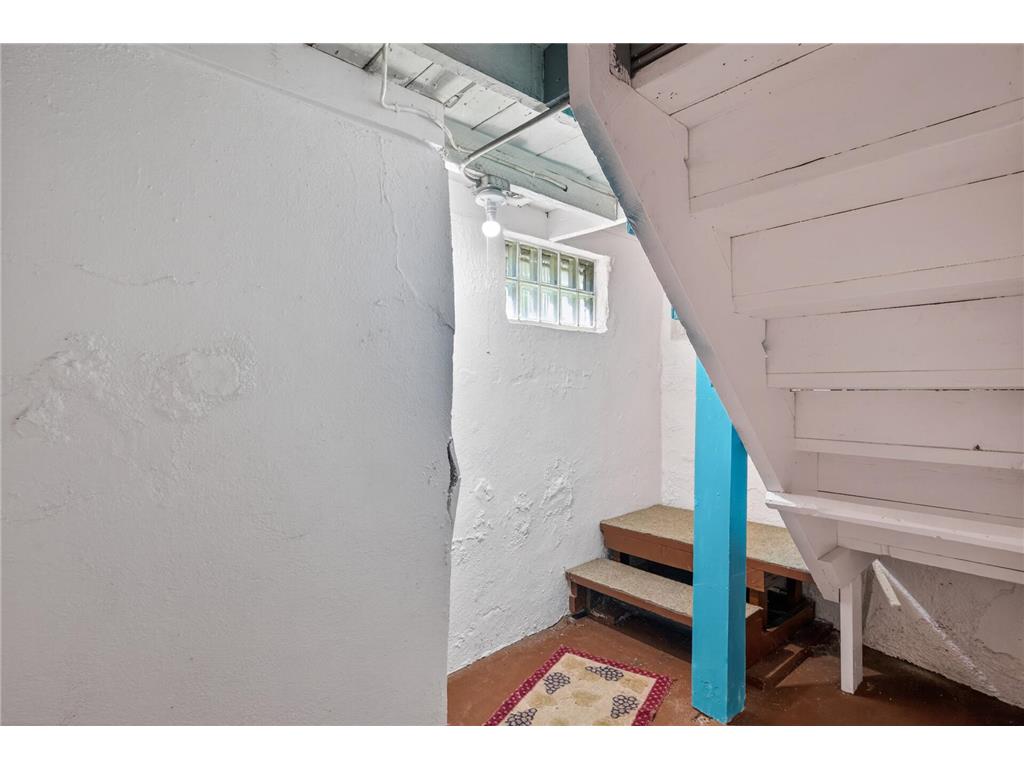 429 Minnehaha Avenue E Saint Paul MN 55130 7074687 image32