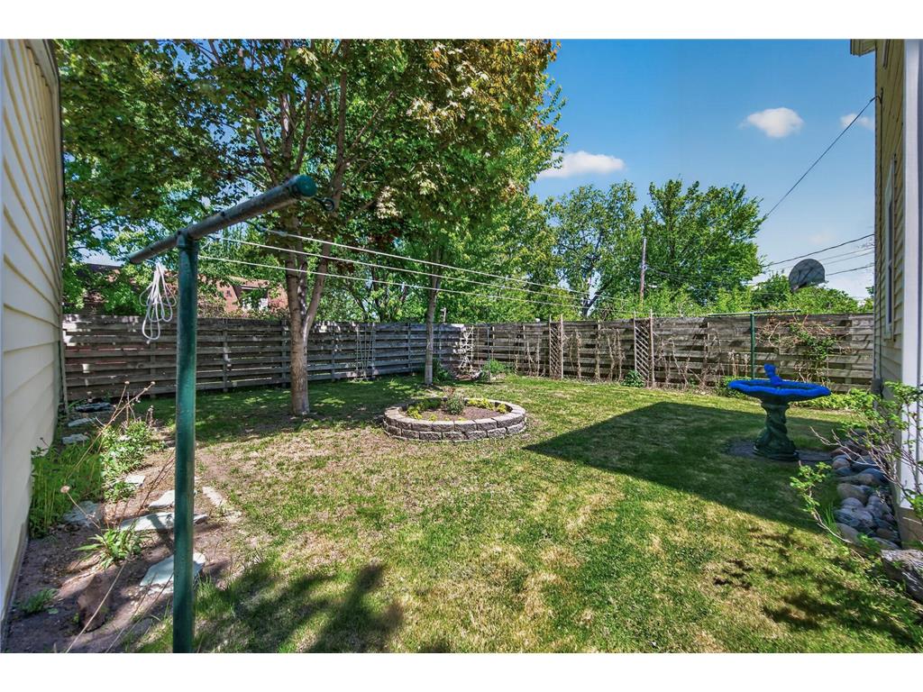 429 Minnehaha Avenue E Saint Paul MN 55130 7074687 image43